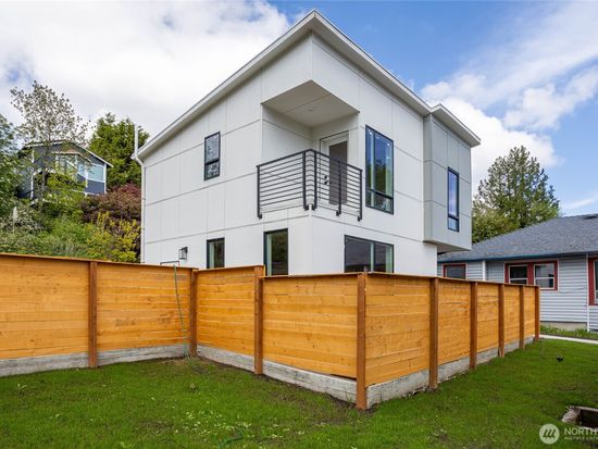 4421 49th Avenue S #B, Seattle, WA 98118