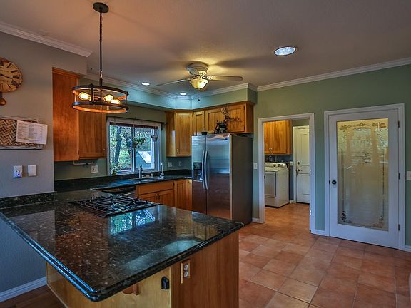 2nd image of 4075 Halfmoon Dr