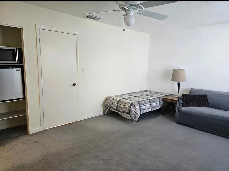 8705 Cove Ct #8705 — Photo 7