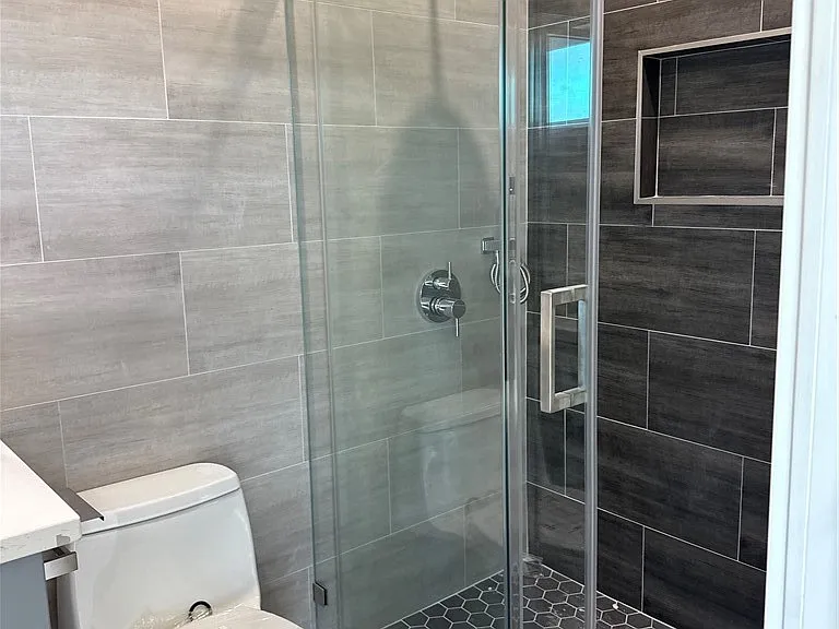 10422 Orchid Cir — Photo 4