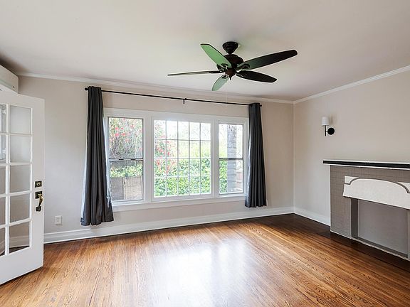 3rd image of 3103 Tyburn St