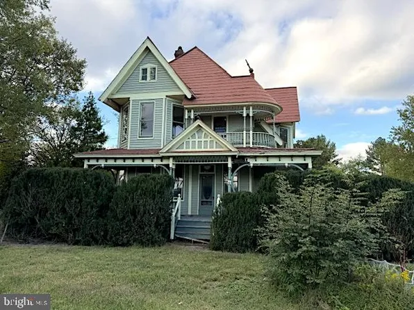 41 Edwards Rd, Strasburg, VA 22657