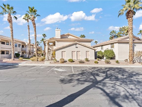 4th image of 1009 Sulphur Springs Ln Unit 101