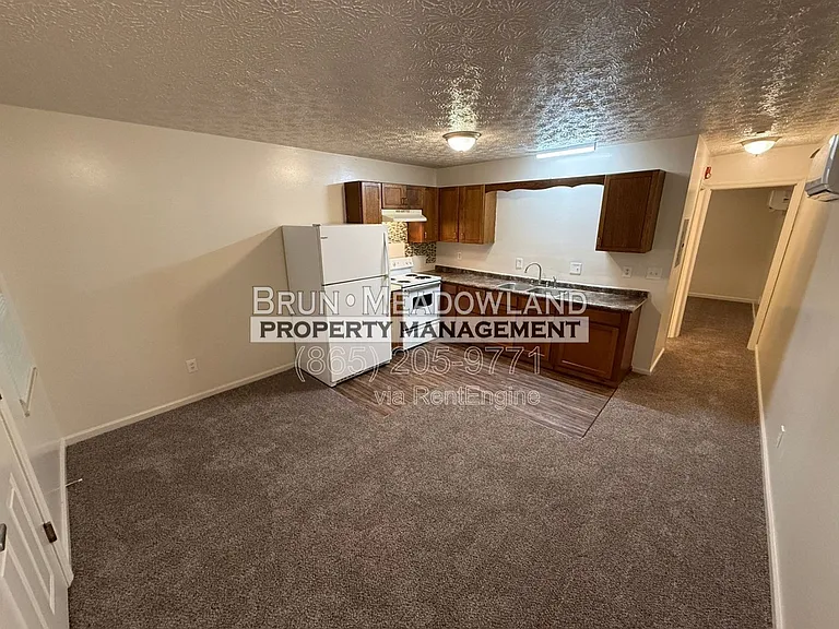 5525 Jacksboro Pike #18 — Photo 5
