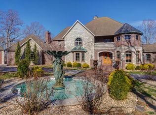 2991 S Thornridge Dr, Springfield, MO 65809