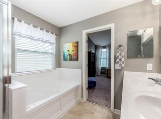 6051 Highlander Dr, Westerville, OH 43081