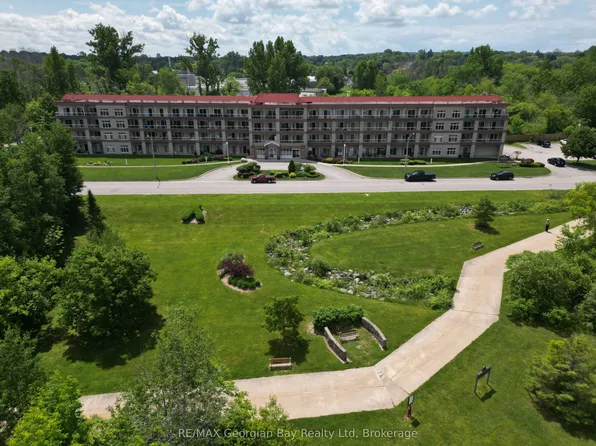 280 Aberdeen Blvd #415, Midland, ON L4R 5N4