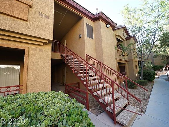 3rd image of 8250 N Grand Canyon Dr Unit 2132