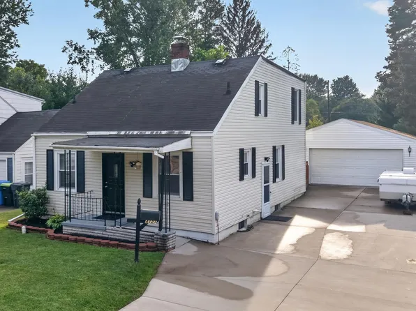 4121 Jefferson Ave, Midland, MI 48640