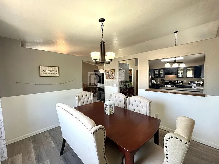 654 Montrail Dr — Photo 8