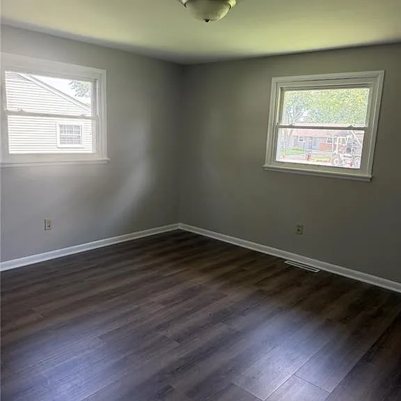 95 Peach Grove Ave — Photo 6