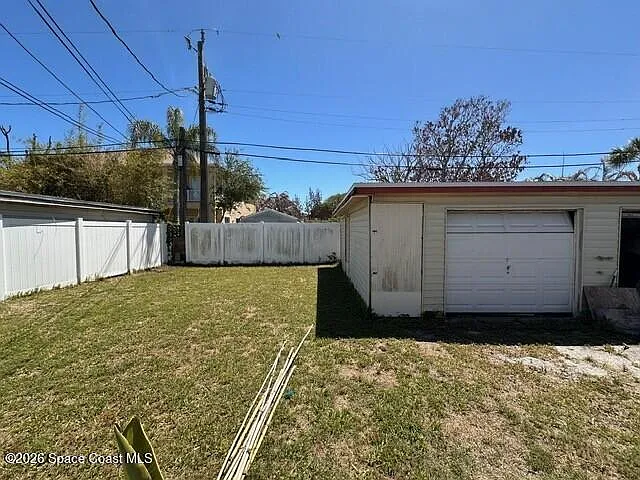 411 Jefferson Ave — Photo 17