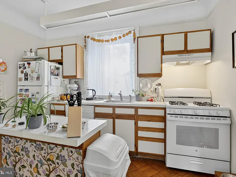 3512 Lancaster Ave #1E — Photo 6