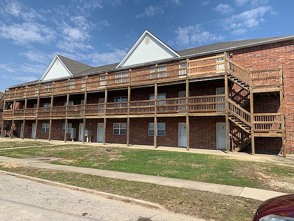 4th image of 211 McGoodwin Ave APT 4