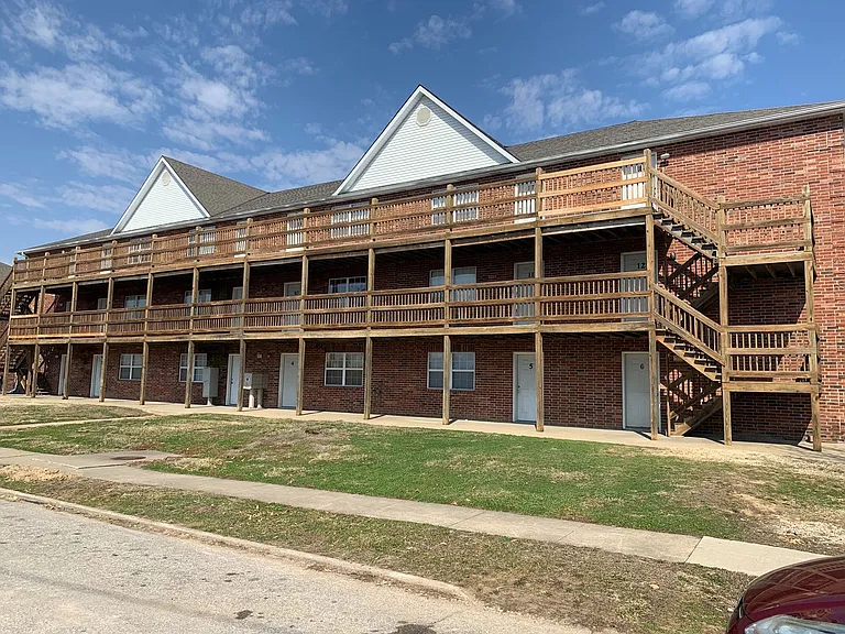 College Place Apartments — Photo 4