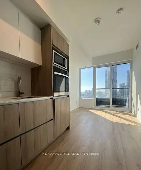 2 bed, $2,550 — Photo 3