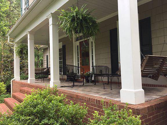 3rd image of 110 Deerfield Ln