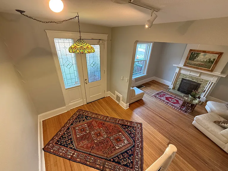 1707 Vine St — Photo 7