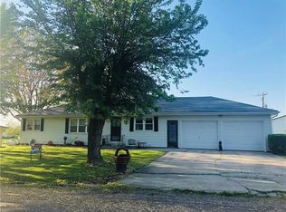 115 E Meadowbrook Ln, Polo, MO 64671