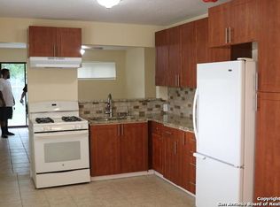 651 Aurora Ave, San Antonio, TX 78228
