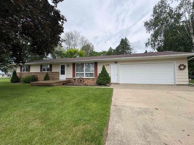 205 N Meyer St, Cecil, WI, 54111