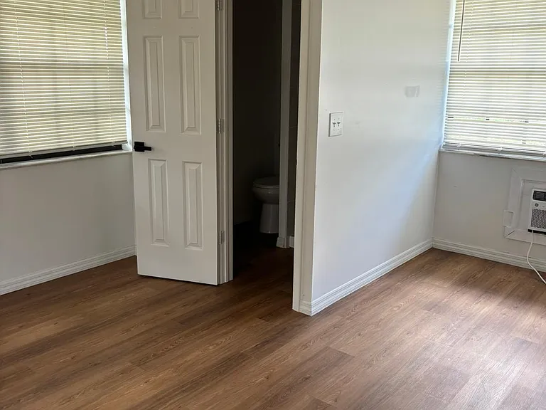 1660 Rosetine St #1 — Photo 8