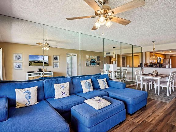 3rd image of 7467 Bayshore Dr APT 402