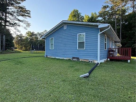 4th image of 2831 Bomar Rd