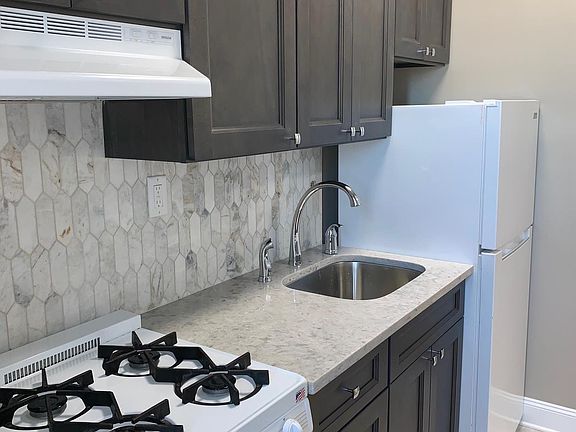 2nd image of 2600 Kennedy Blvd #5M-1