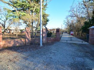 850 Oak Ln, Rio Linda, CA 95673