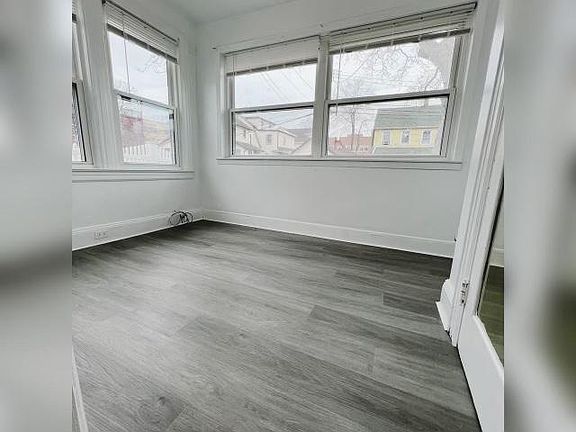 4th image of 8041 159th St #1