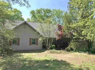 2101 S Sievers Rd, Vincennes, IN 47591