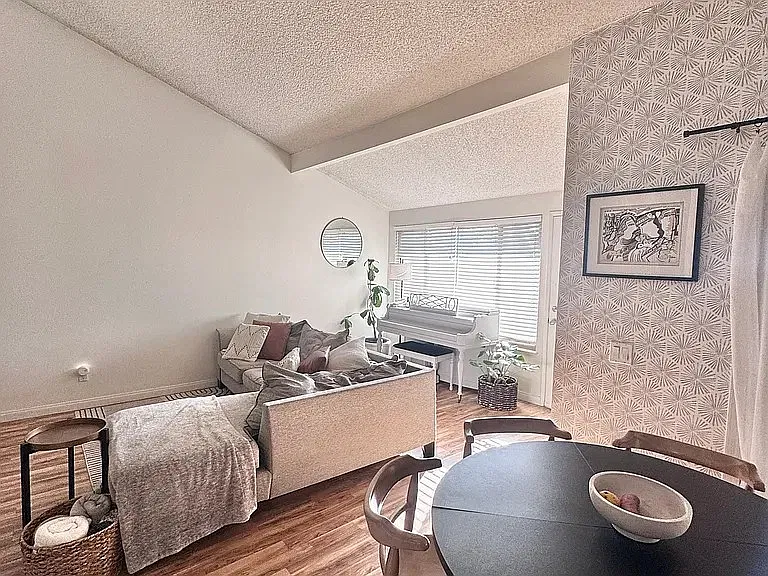2 bed, $2,690 — Photo 3