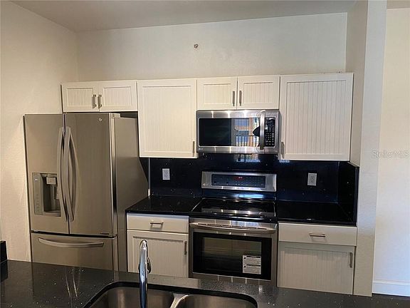 4th image of 5475 Vineland Rd APT 8311