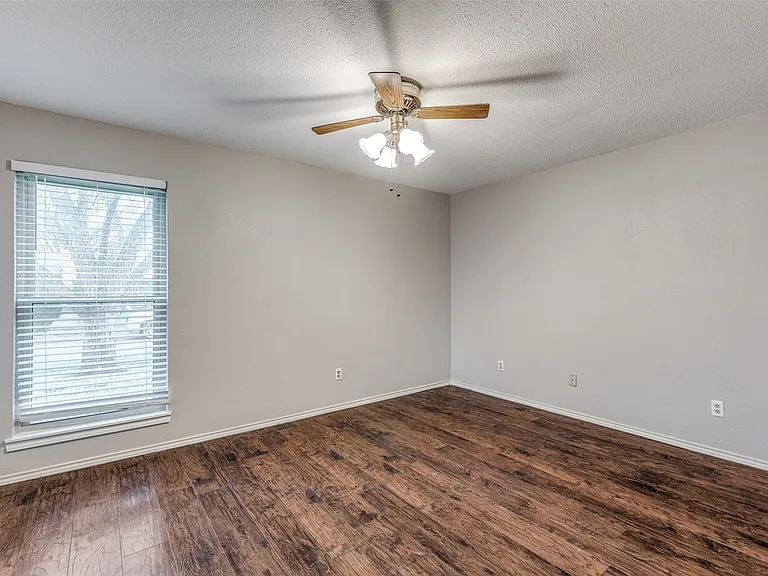 845 Harvest Glen Dr — Photo 11