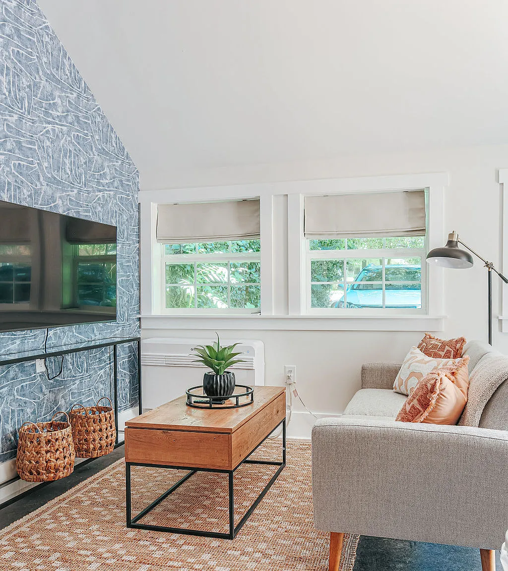 Studio, $2,595 — Photo 4