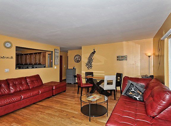 3rd image of 603 E Falcon Dr Unit 102