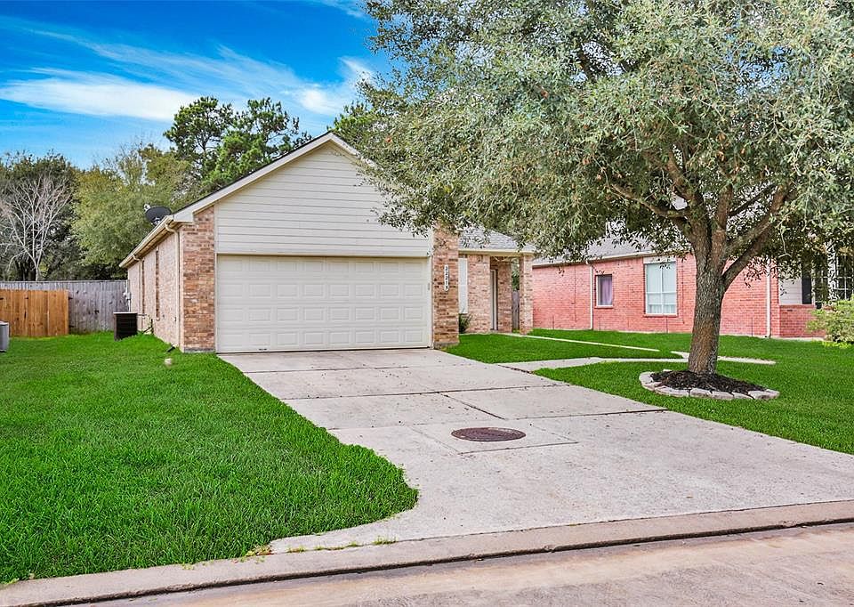 1st image of 22215 Holly Branch Dr