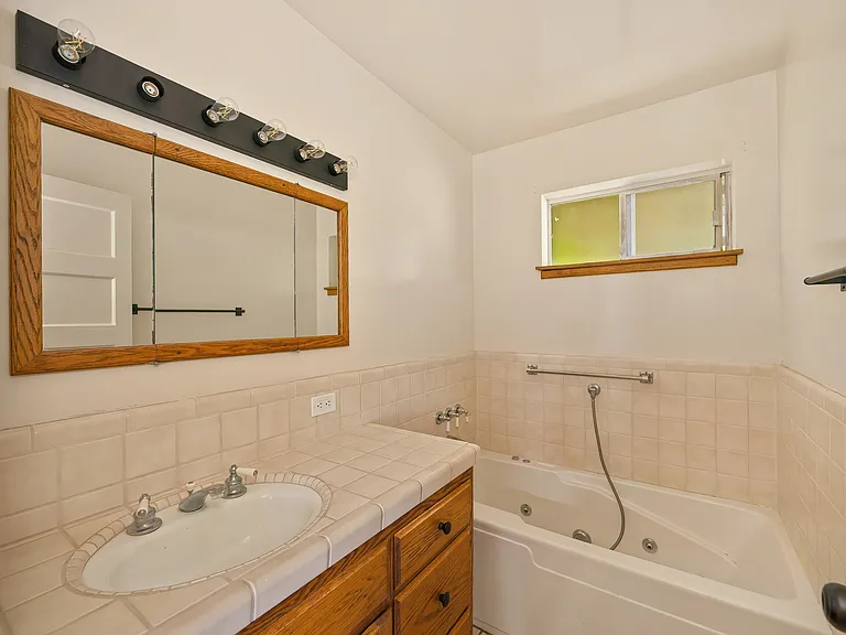 448 N Butte St — Photo 16