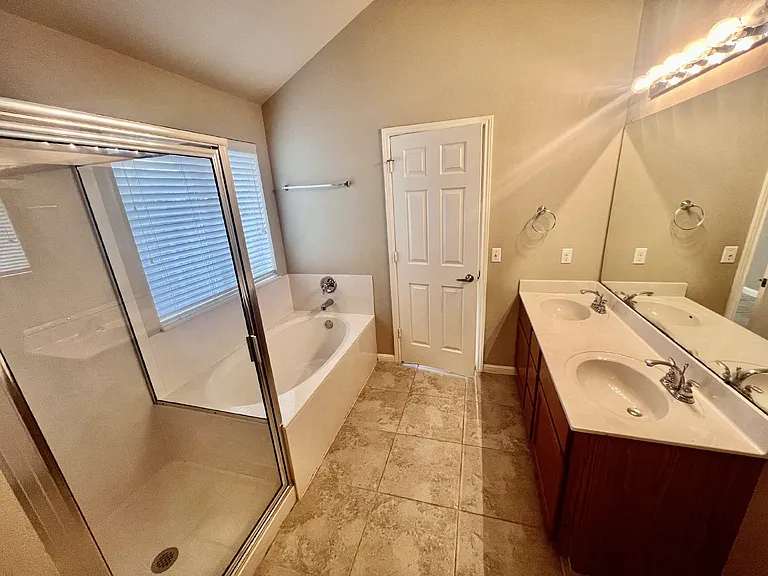 2509 Elara Dr — Photo 14