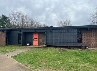 205 Leslie St, North Judson, IN 46366
