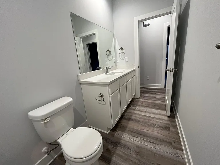 5633 N Meridian Ave — Photo 23