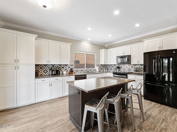 5th image of 20273 N 83rd Dr