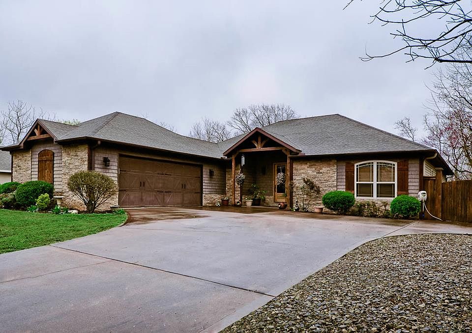 1st image of 57 Clevelys Ln