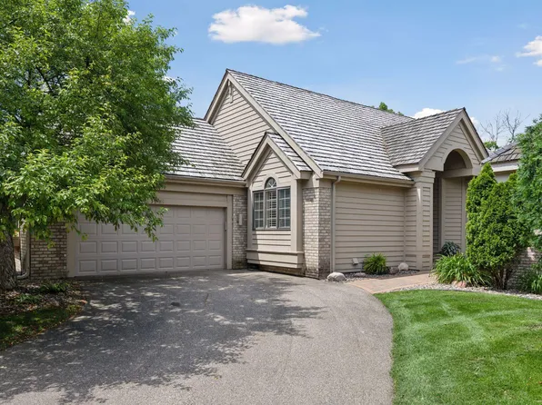 5380 Waters Edge Dr, Minnetonka, MN 55343