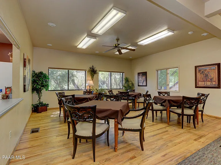 642 Sunrise Blvd — Photo 28