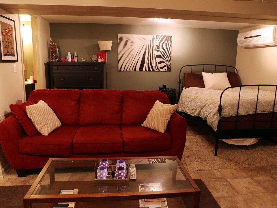 Bedroom / Living Room
