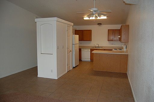 3rd image of 3164 Winterhaven Dr Ste 101