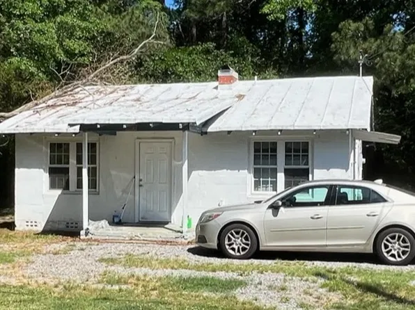407 S Alford Ave, Kenly, NC 27542