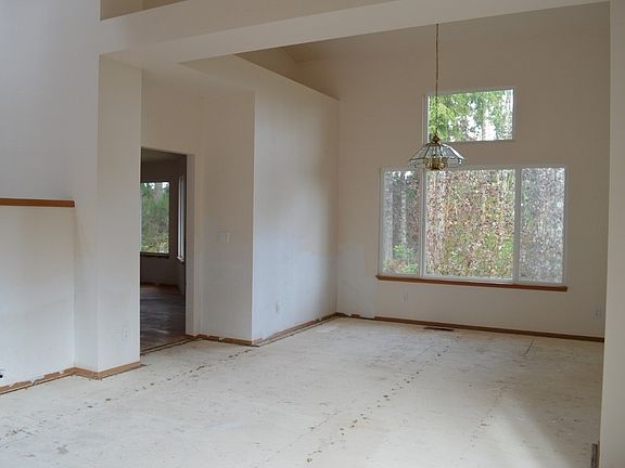 5th image of 6963 Barnard Way NW